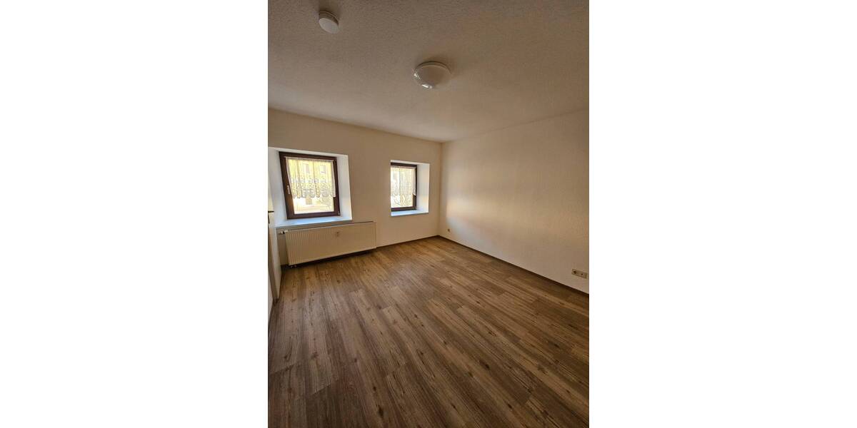 Zimmer Hartha - 230&euro; | Angebot:25688917