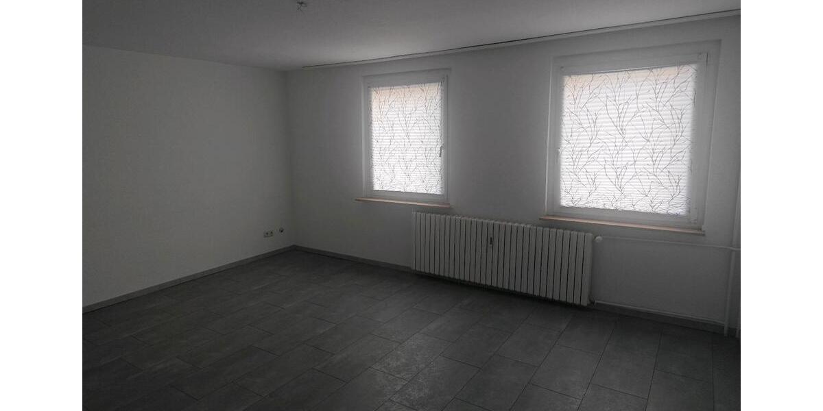 Etagenwohnung Duisburg Hamborn - 3 Zimmer, 70 m&sup2;, 500&euro; | Angebot:25103864