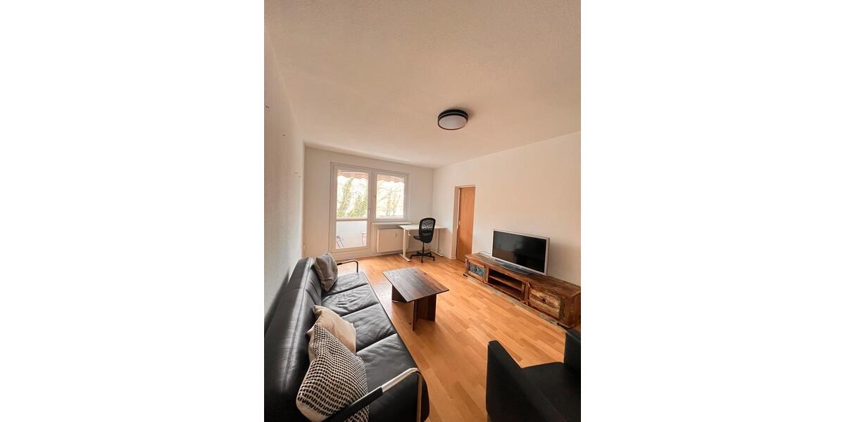 Dachgeschoßwohnung Schwerin - 2 Zimmer, 47 m&sup2;, 476&euro; | Angebot:24783561