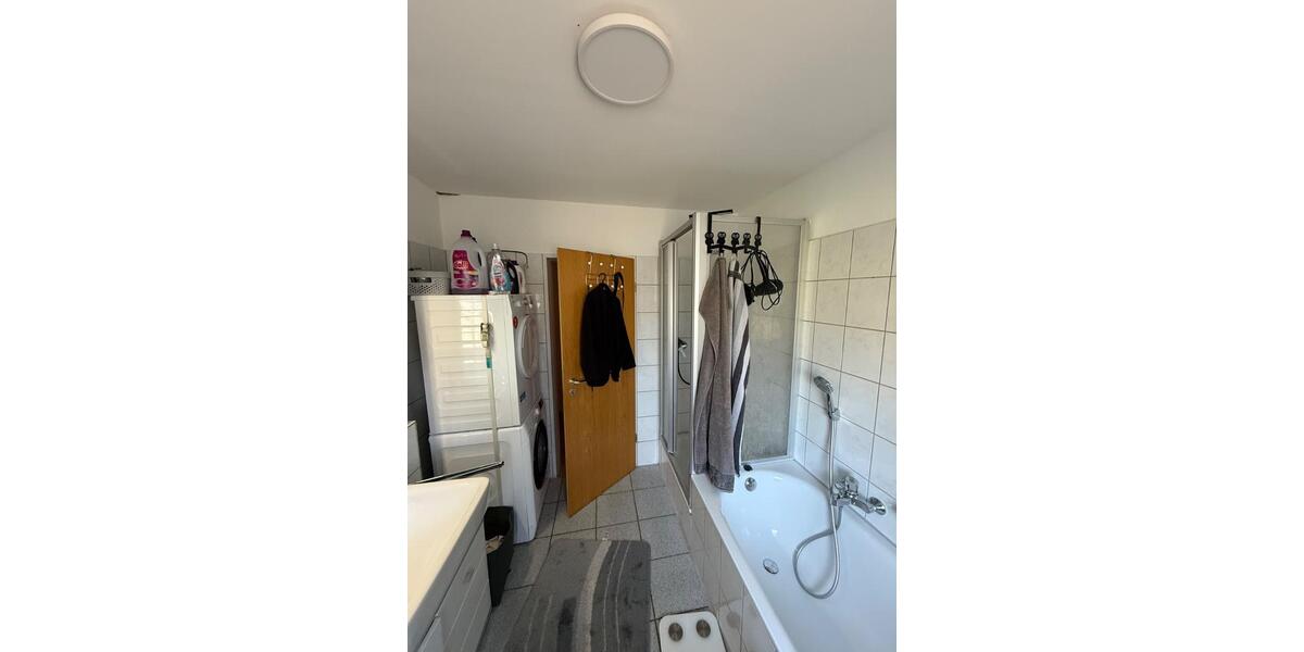 Dachgeschoßwohnung Bückeburg - 3 Zimmer, 89 m&sup2;, 800&euro; | Angebot:26676422