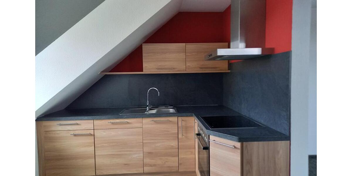 Dachgeschoßwohnung Weißwasser (Oberlausitz) - 2 Zimmer, 43 m&sup2;, 400&euro; | Angebot:25223107