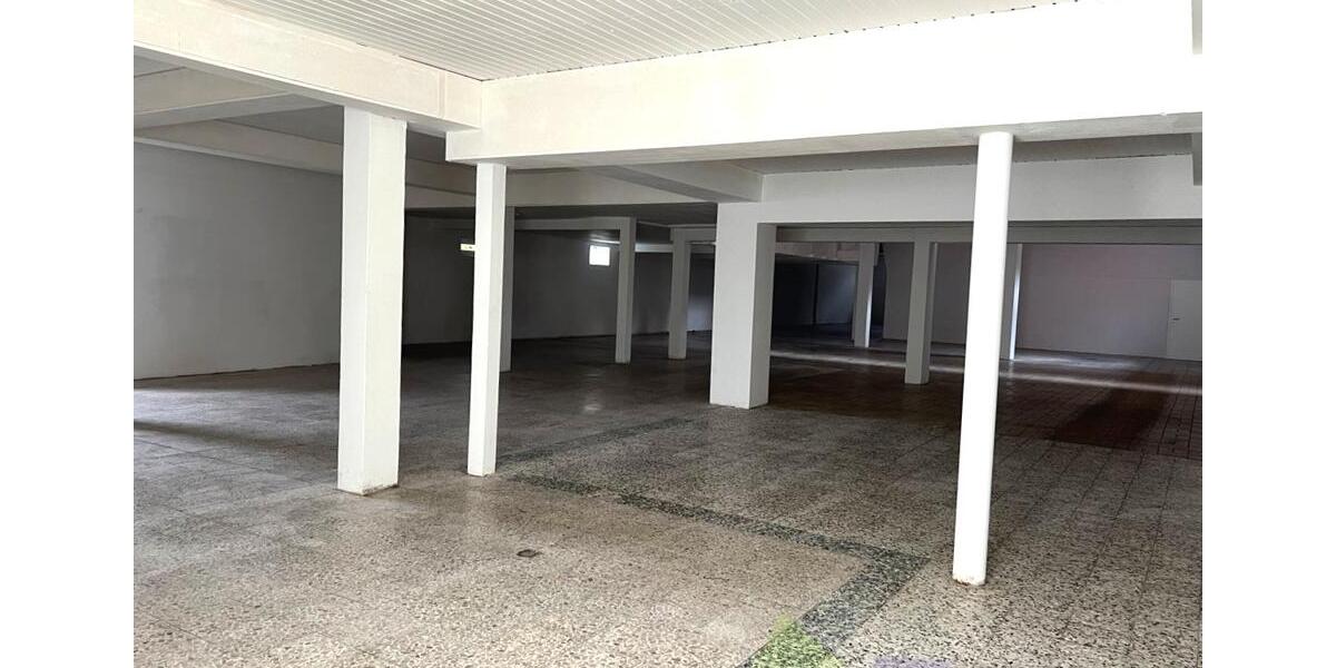 Aufgepasst! Große Gewerbefläche in zentraler Lage von Moormerland- Neermoor! zimmer