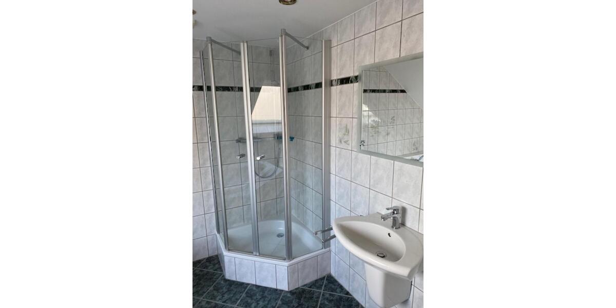 Dachgeschoßwohnung Meißen - 3 Zimmer, 75 m&sup2;, 560&euro; | Angebot:25359833