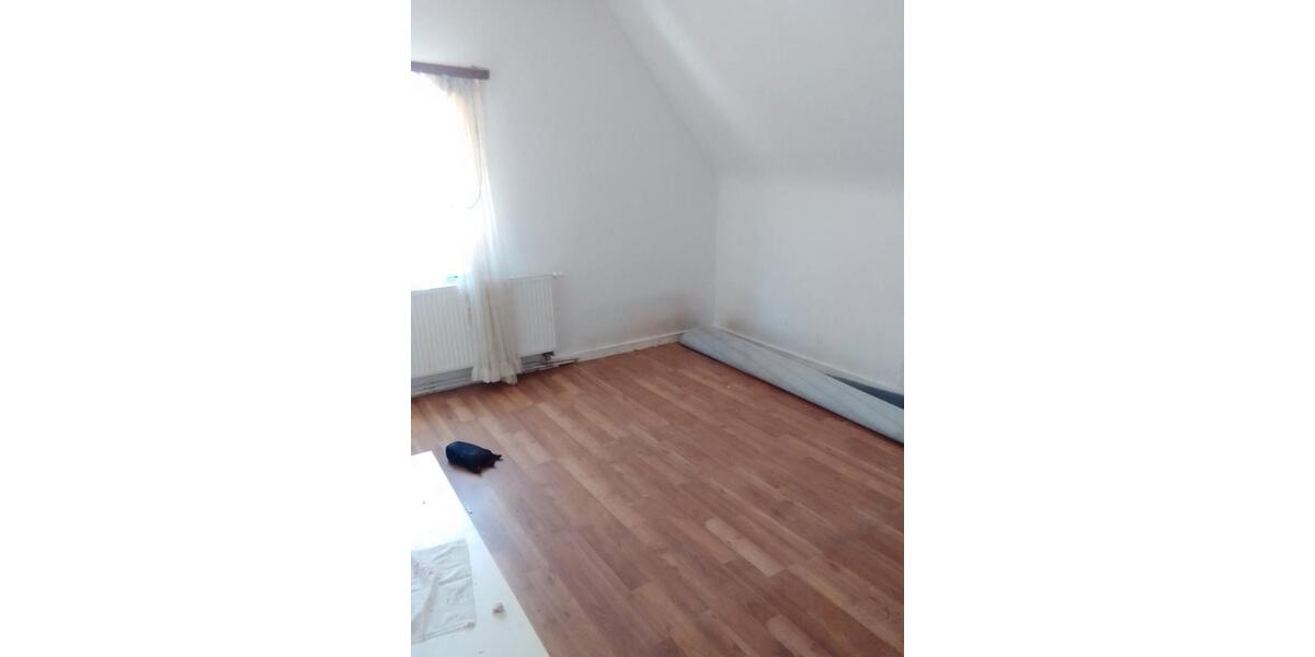 Dachgeschoßwohnung Oberndorf am Neckar - 7 Zimmer, 160 m&sup2;, 1.285&euro; | Angebot:26414168