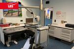 Zahnarztpraxis mit großzügiger Fläche zimmer