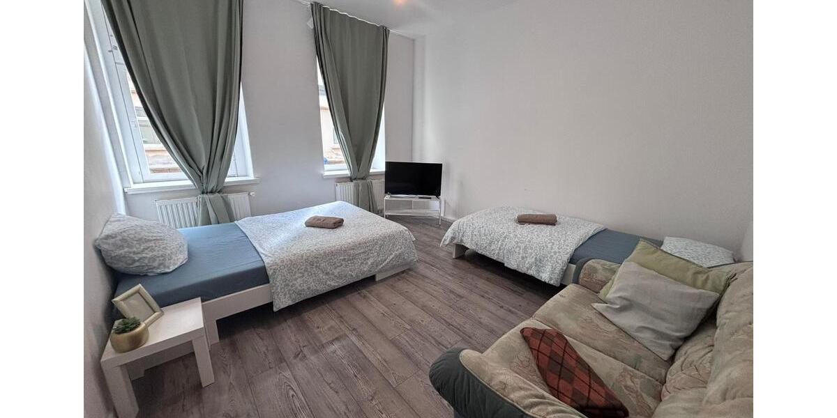 Dachgeschoßwohnung Zeitz - 2 Zimmer, 65 m&sup2;, 800&euro; | Angebot:25392190
