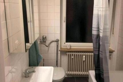Newly renovated 16sq.m room 4er WG in Laim