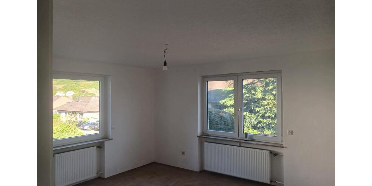 Erdgeschoßwohnung Hargesheim - 3 Zimmer, 90 m&sup2;, 850&euro; | Angebot:26425878