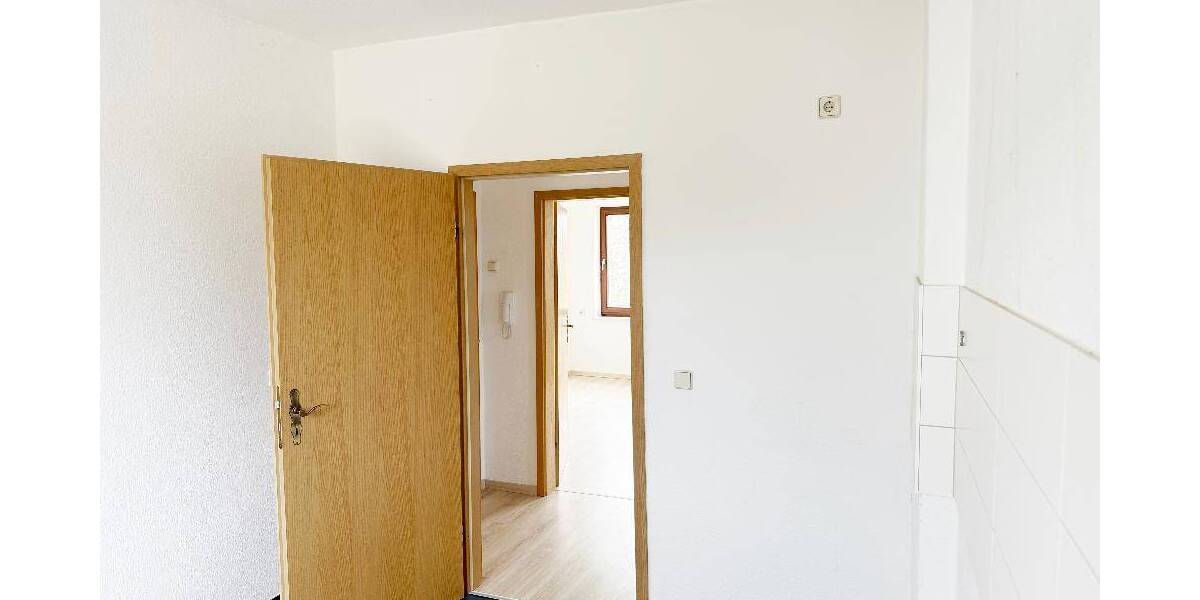 Etagenwohnung Nünchritz Merschwitz - 3 Zimmer, 62 m&sup2;, 320&euro; | Angebot:25998316