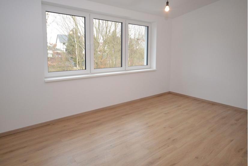 Moderne Maisonette Wohnung mit Garten und Dachterrasse 4 zimmer