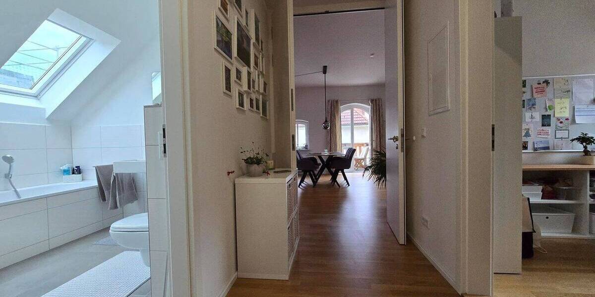 Etagenwohnung Dresden Laubegast - 3 Zimmer, 86 m&sup2;, 1.127&euro; | Angebot:26740494