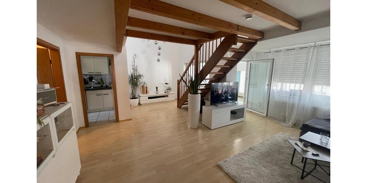 Dachgeschoßwohnung Laichingen - 5 Zimmer, 119 m&sup2;, 1.000&euro; | Angebot:26645507