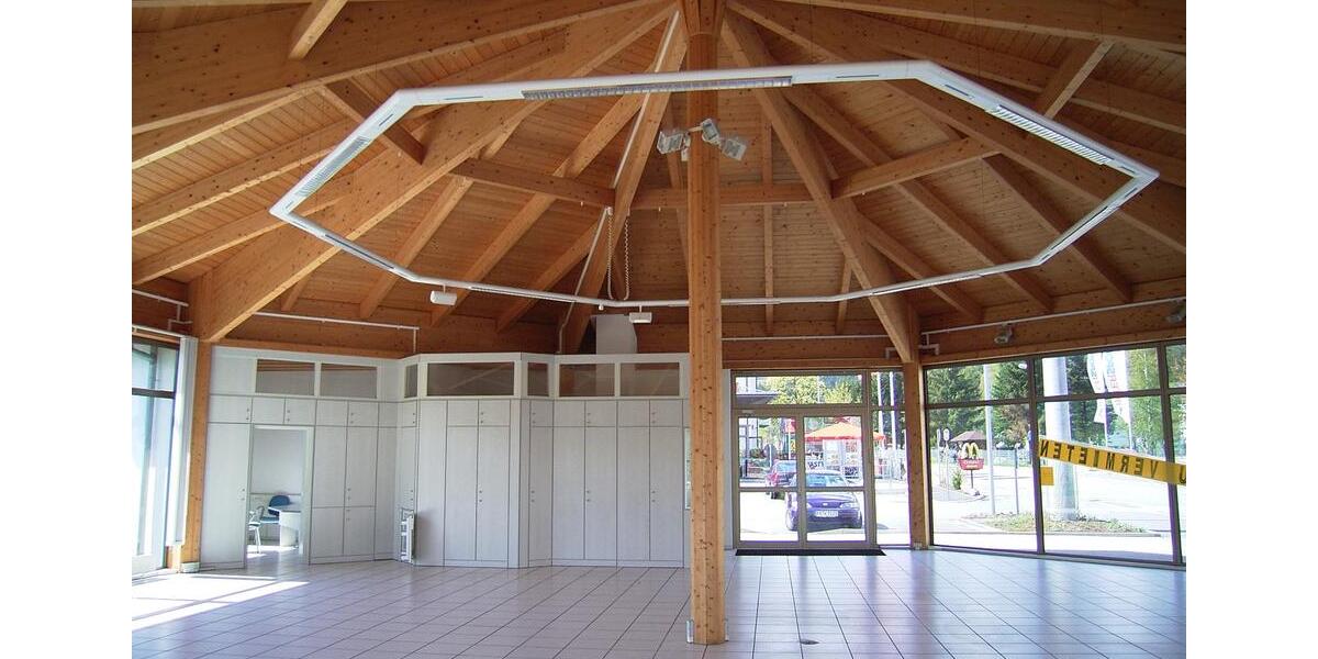 Gewerbeobjekt Titisee-Neustadt Neustadt - 1.700&euro; | Angebot:26126260