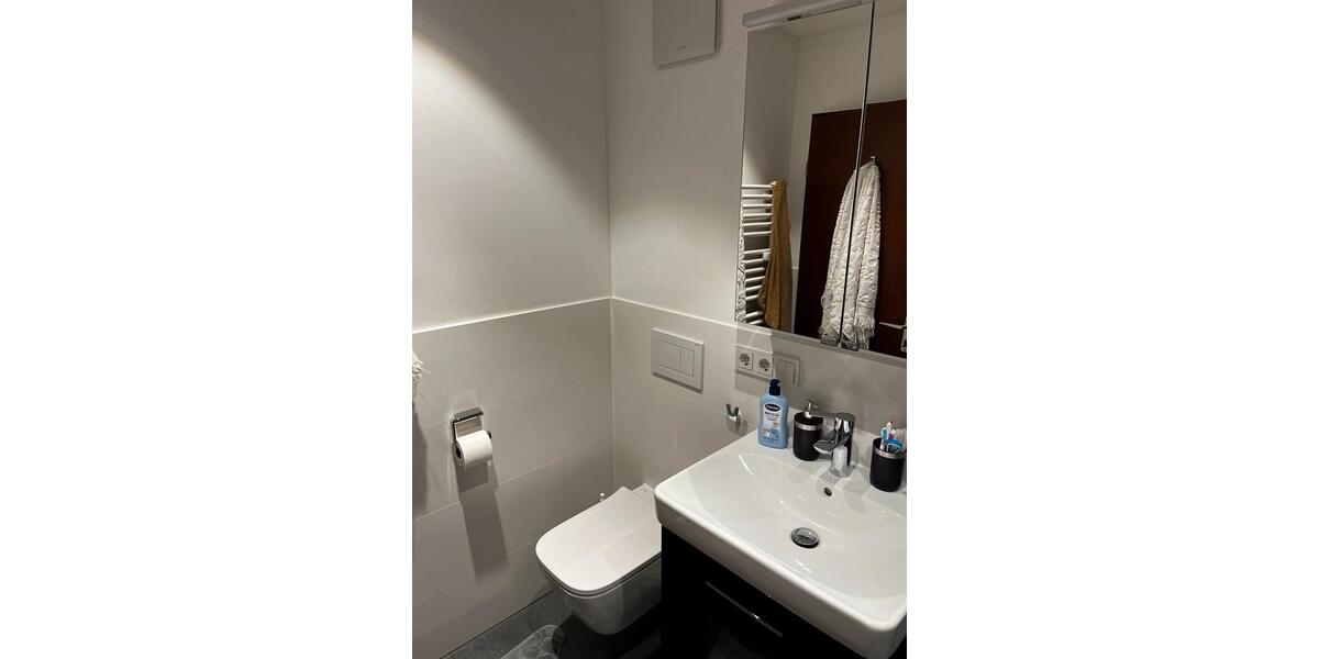 Etagenwohnung Unterhaching - 2 Zimmer, 54 m&sup2;, 1.300&euro; | Angebot:25431644