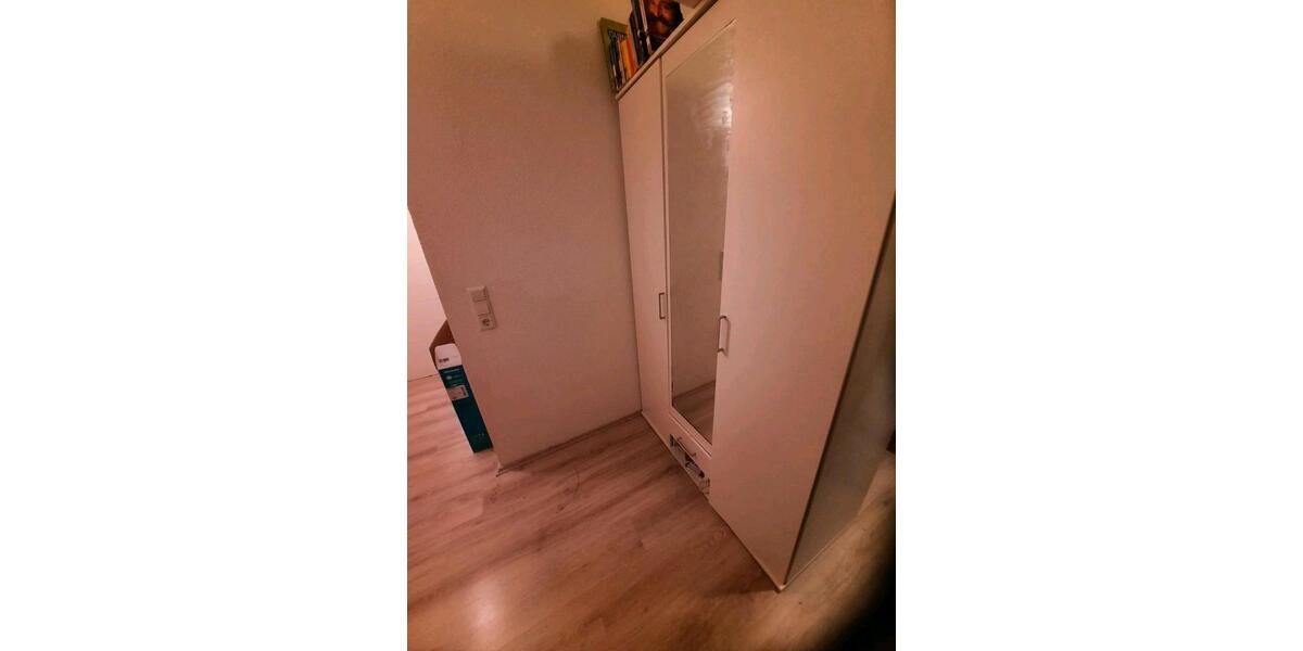 Erdgeschoßwohnung Furtwangen im Schwarzwald - 6 Zimmer, 14 m&sup2;, 350&euro; | Angebot:26267570