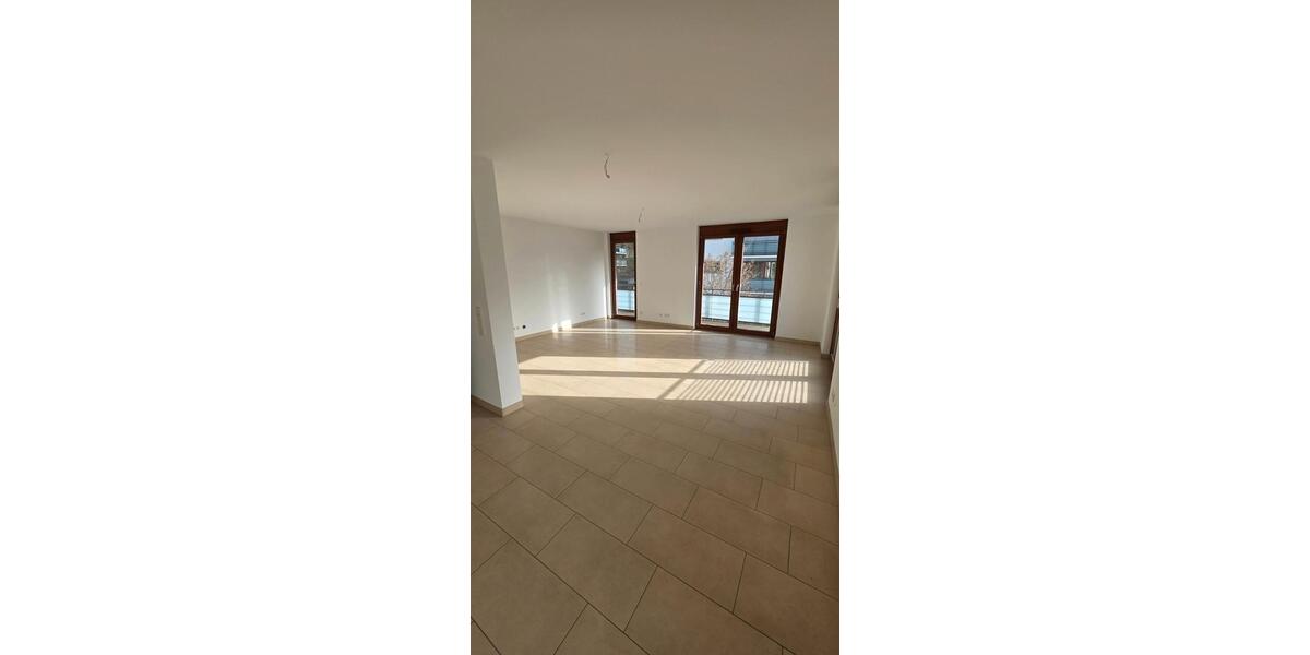 Etagenwohnung Stuttgart Stuttgart-Ost - 3 Zimmer, 126 m&sup2;, 2.000&euro; | Angebot:26619121