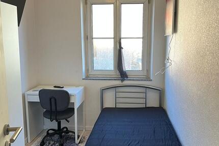 WG Zimmer in ruhiger Lage in Hausen 1 zimmer