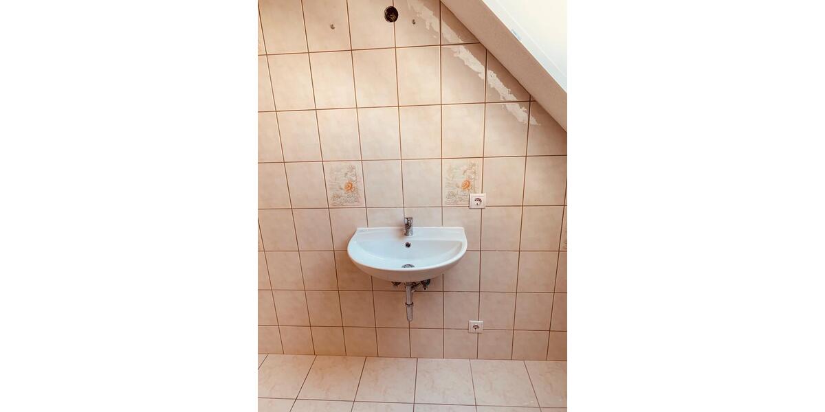 Dachgeschoßwohnung Homburg - 2 Zimmer, 67 m&sup2;, 630&euro; | Angebot:26536787