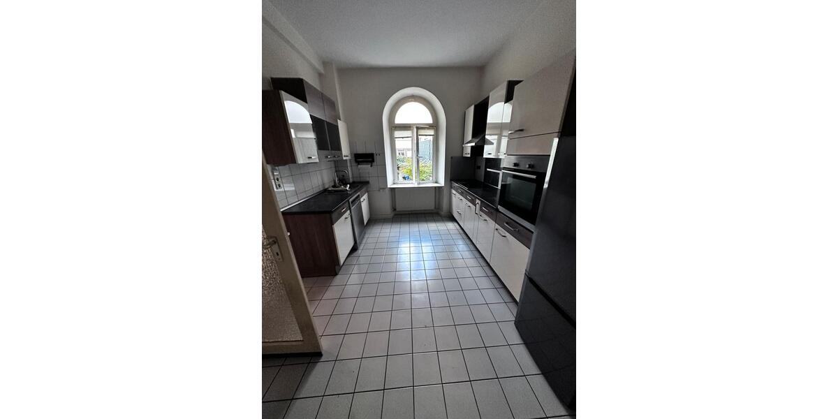Erdgeschoßwohnung Alzey - 5 Zimmer, 165 m&sup2;, 1.850&euro; | Angebot:26489743
