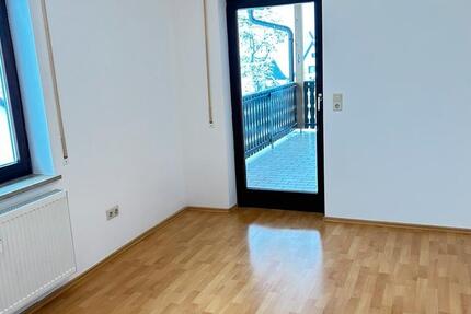 Wohnung Treuchtlingen - 3 Zimmer, 90 m&sup2;, 890&euro; | Angebot:25063965