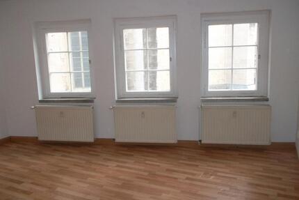 Wohnung Naumburg (Saale) - 1 Zimmer, 29 m&sup2;, 285&euro; | Angebot:26550661