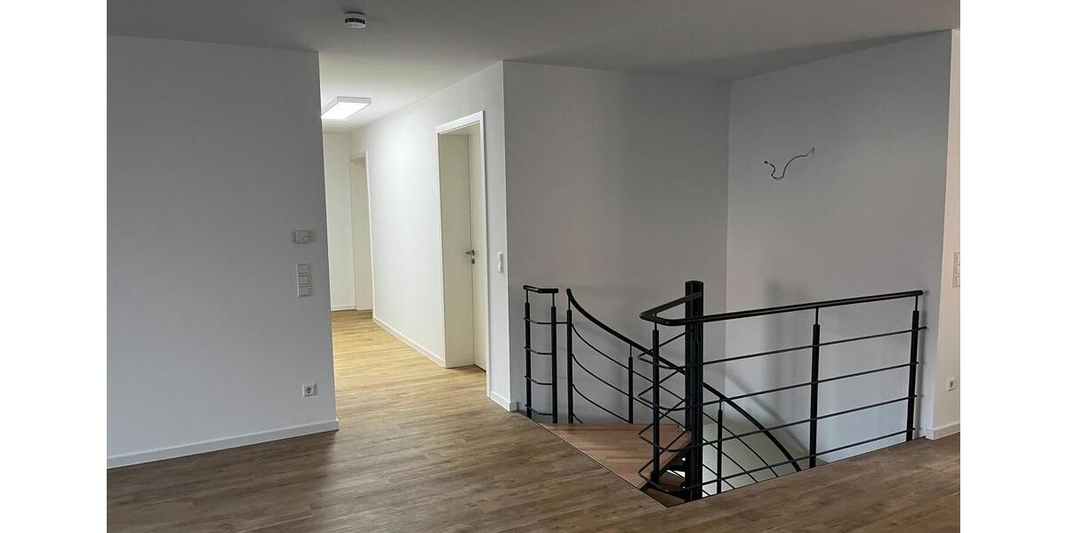 Maisonettenwohnung Göppingen Faurndau - 4 Zimmer, 145 m&sup2;, 1.380&euro; | Angebot:26694109