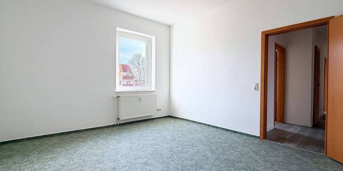 Etagenwohnung Zörbig - 3 Zimmer, 80 m&sup2;, 480&euro; | Angebot:24027971