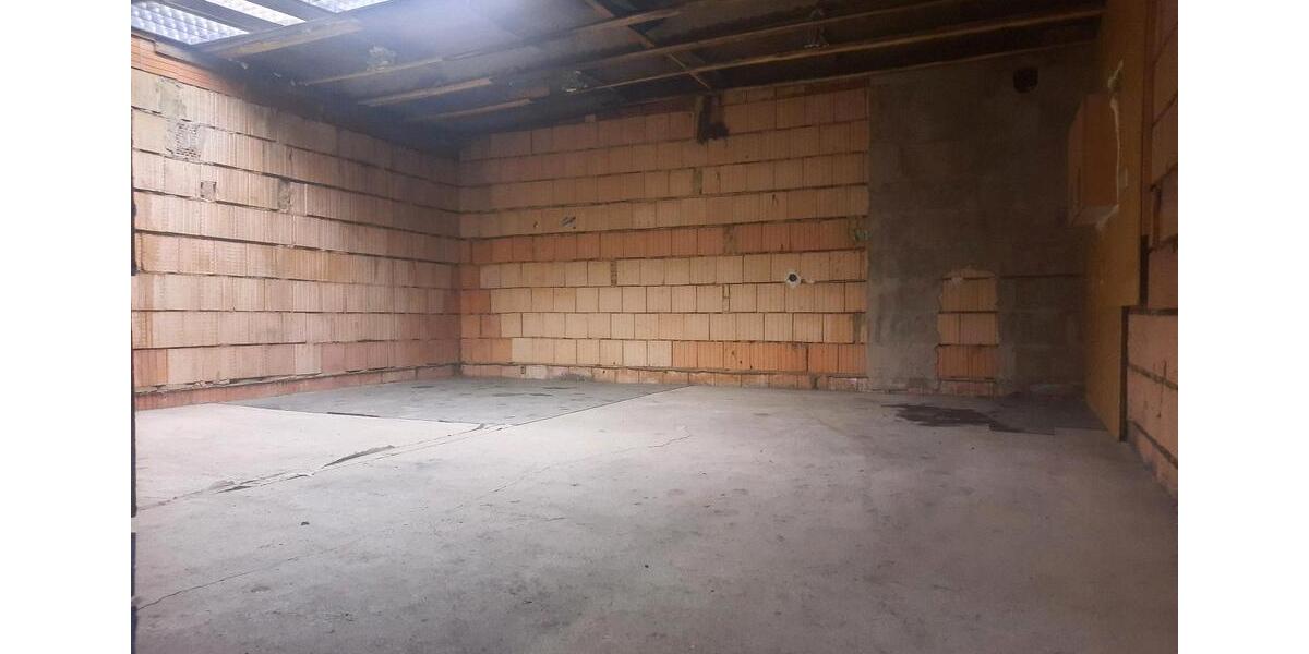 AutoHandelAutoWerkstattLKWMotorradMopedGaragePlatz zimmer