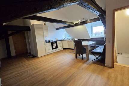 Haus zum Mieten in Langen 550 € 250 m² 11 zimmer