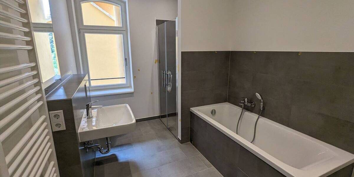 Etagenwohnung Borna - 3 Zimmer, 75 m&sup2;, 660&euro; | Angebot:26117833
