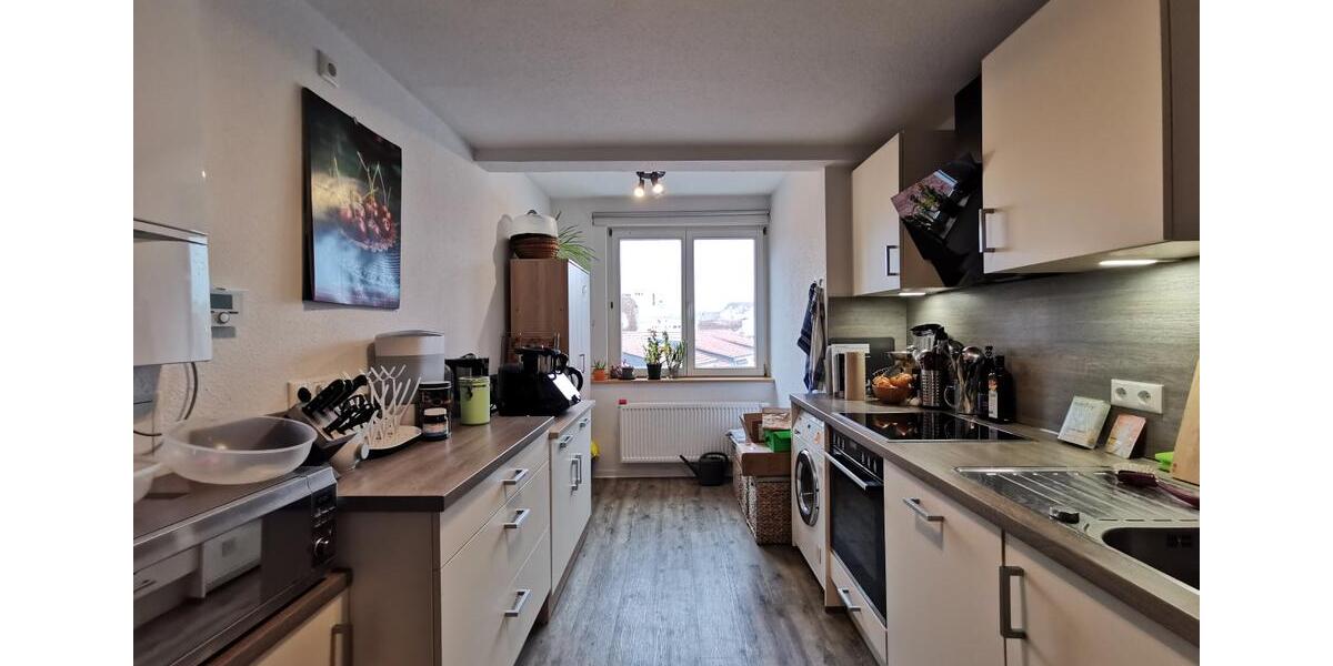 Dachgeschoßwohnung Eisenach - 4 Zimmer, 100 m&sup2;, 750&euro; | Angebot:26478029
