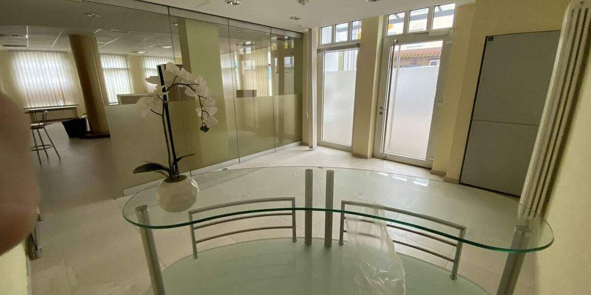 Gewerbeobjekt Kolbermoor - 4 Zimmer, 248 m&sup2;, 3.375&euro; | Angebot:23823079