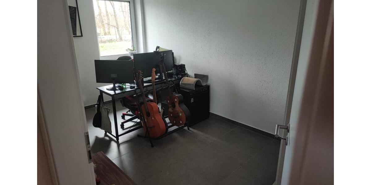 Erdgeschoßwohnung Saterland - 5 Zimmer, 104 m&sup2;, 1.150&euro; | Angebot:26033947