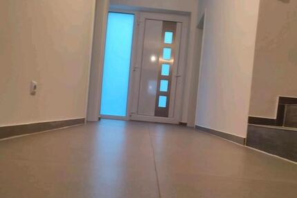 Haus Bergen - 6 Zimmer, 154 m&sup2;, 1.400&euro; | Angebot:26563415