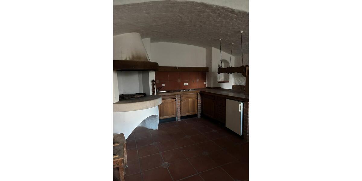 Einfamilienhaus Marktredwitz - 10 Zimmer, 281 m&sup2;, 1.500&euro; | Angebot:25873678