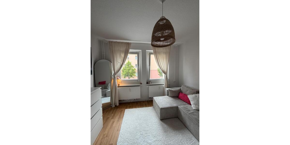 Etagenwohnung Bernau bei Berlin - 1 Zimmer, 35 m&sup2;, 450&euro; | Angebot:26545527