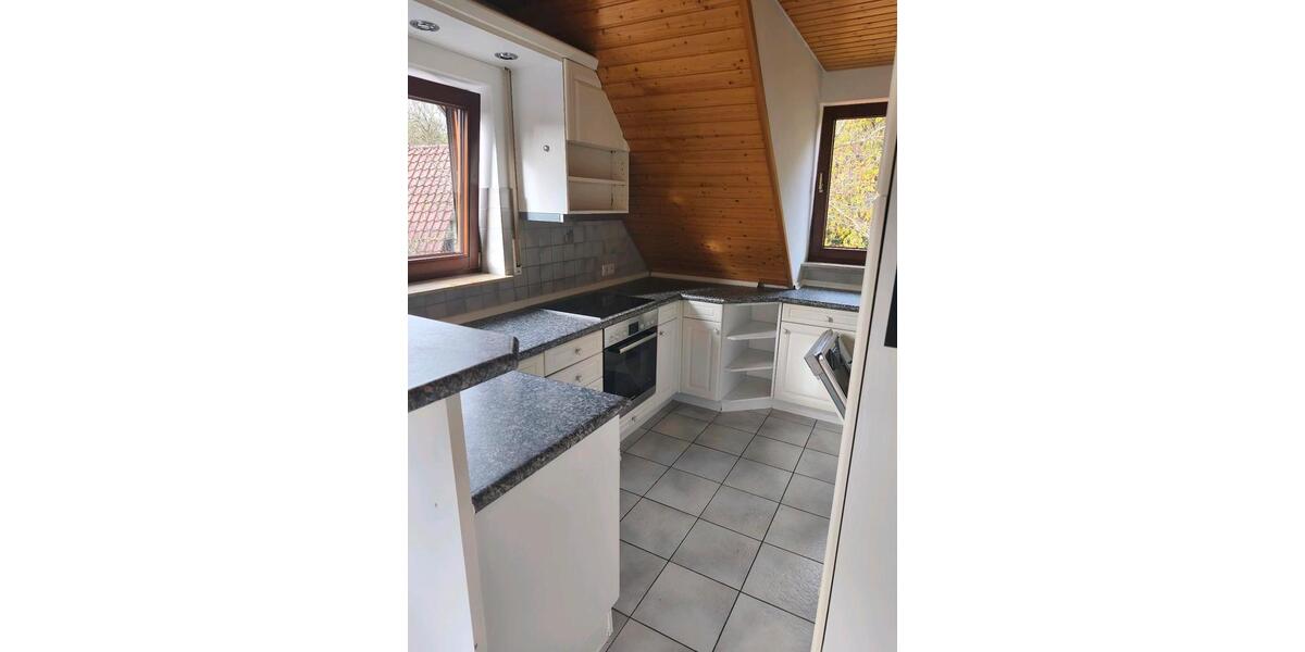 Dachgeschoßwohnung Schrozberg - 3 Zimmer, 92 m&sup2;, 900&euro; | Angebot:25510151