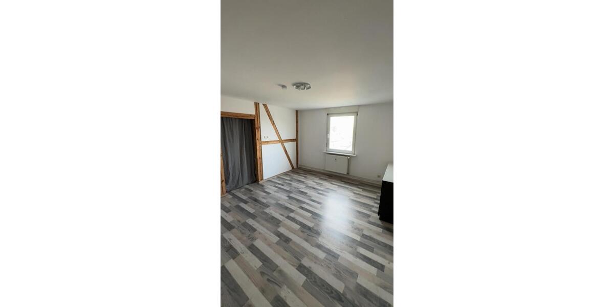 Dachgeschoßwohnung Zehdenick - 3 Zimmer, 80 m&sup2;, 950&euro; | Angebot:26645246