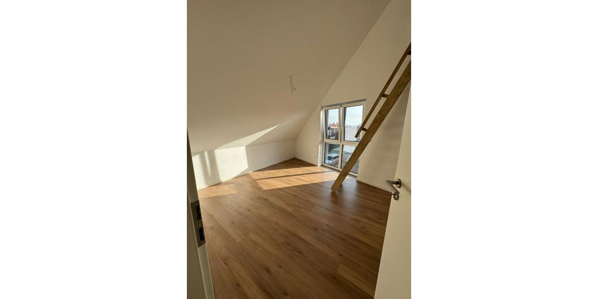 NEUBAU: Schöne 3-Zimmer DG Wohnung in Bietigheim zu vermieten 3 zimmer