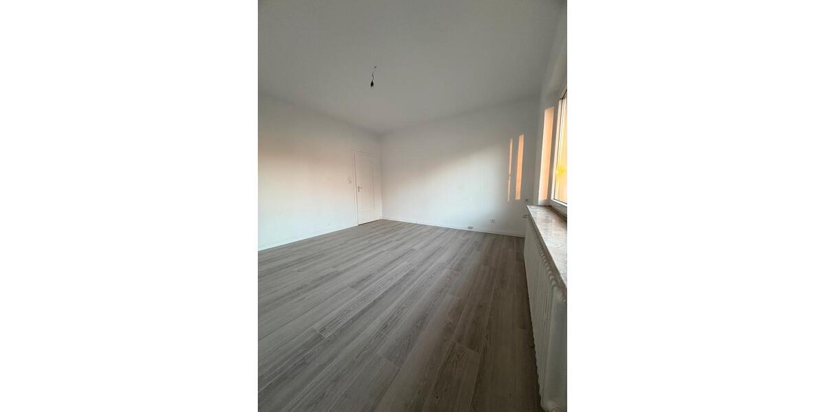 Etagenwohnung Seesen - 4 Zimmer, 88 m&sup2;, 720&euro; | Angebot:25995451