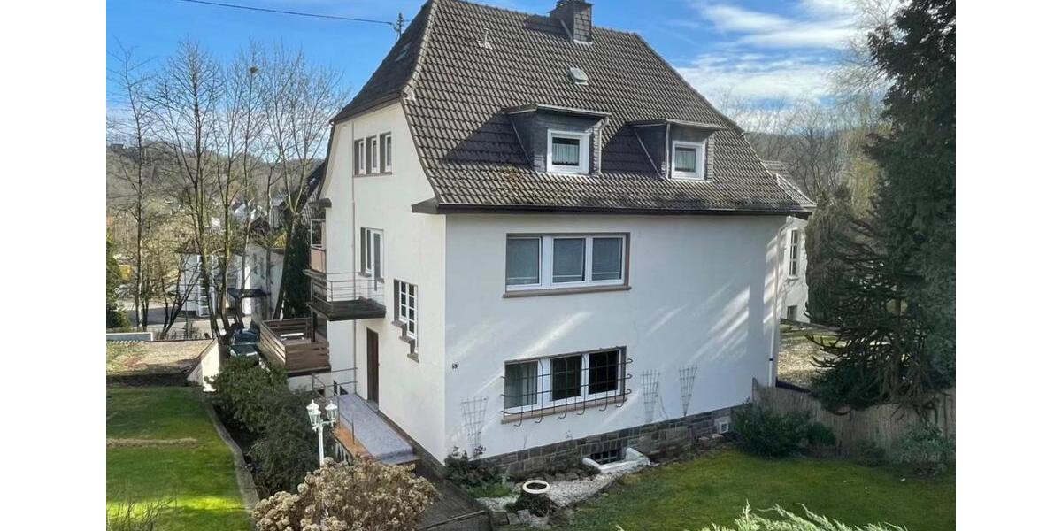 Wohnen auf Zeit Bergneustadt - 25 Zimmer, 90 m&sup2;, 500&euro; | Angebot:25136850