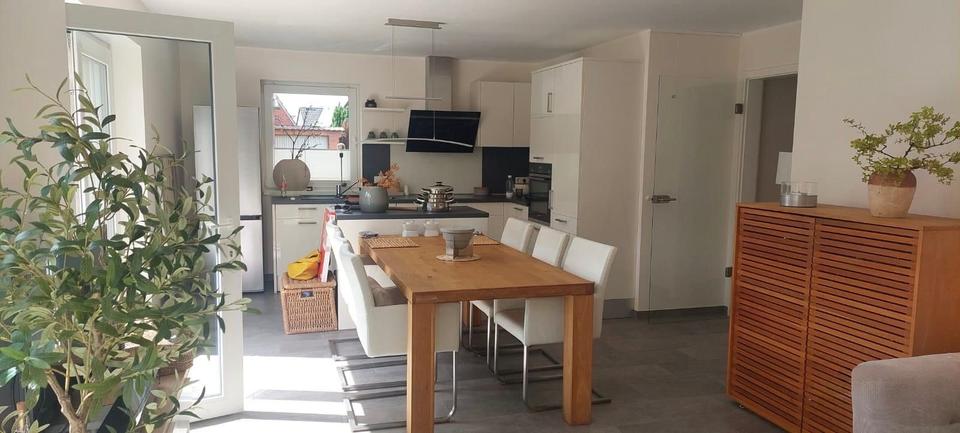 Erdgeschoßwohnung Gronau (Westfahlen) - 3 Zimmer, 86 m&sup2;, 860&euro; | Angebot:24745926