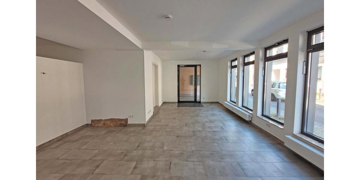 Erdgeschoßwohnung Bad Hersfeld - 2 Zimmer, 60 m&sup2;, 700&euro; | Angebot:26697993