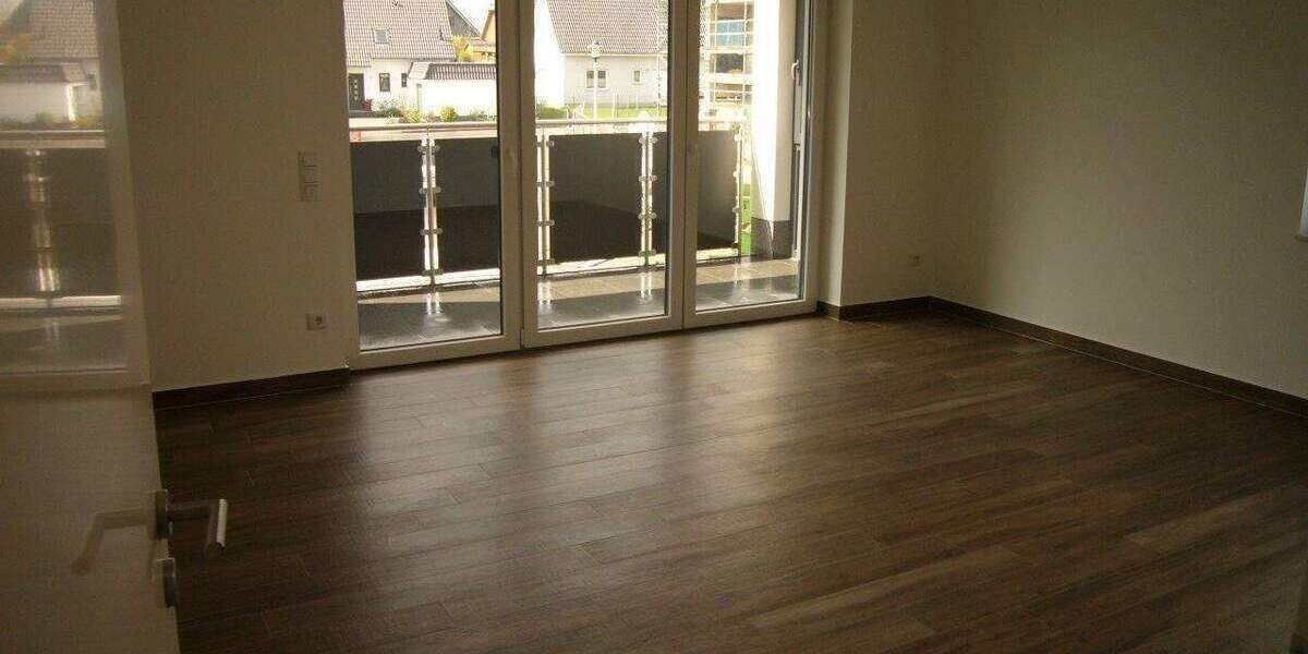 Etagenwohnung Stralsund Tribseer - 3 Zimmer, 90 m&sup2;, 1.170&euro; | Angebot:26641506