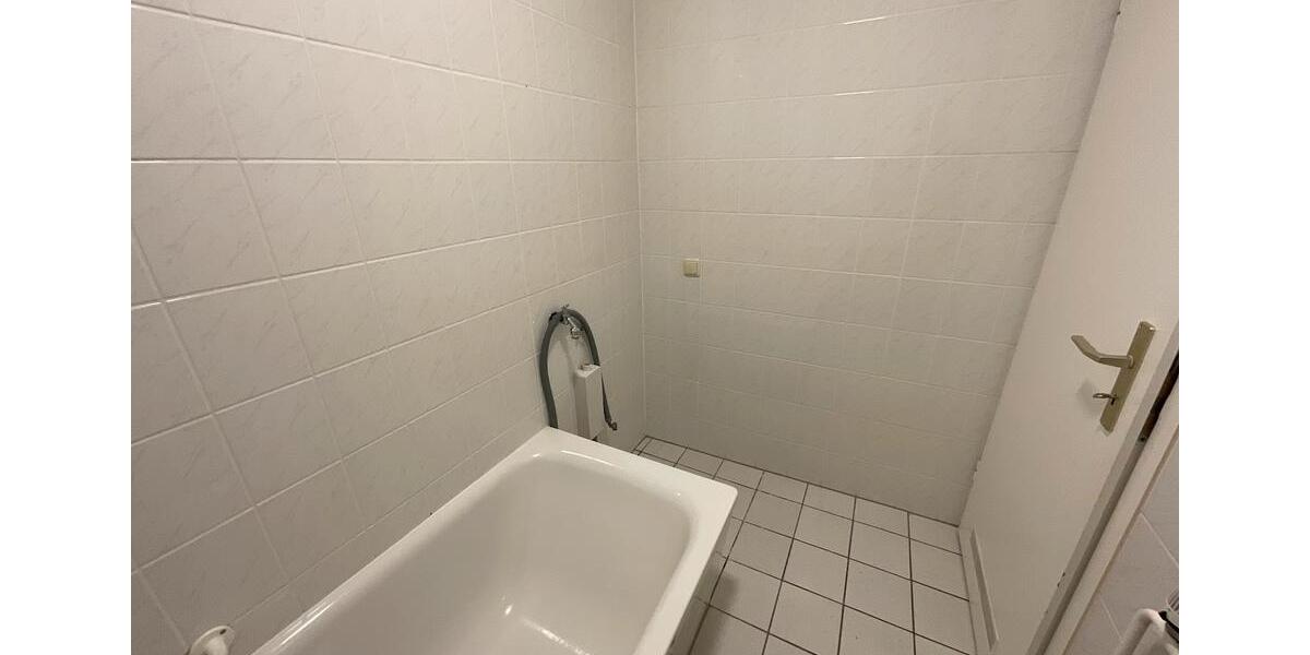 Etagenwohnung Brunsbüttel - 3 Zimmer, 77 m&sup2;, 529&euro; | Angebot:25149866