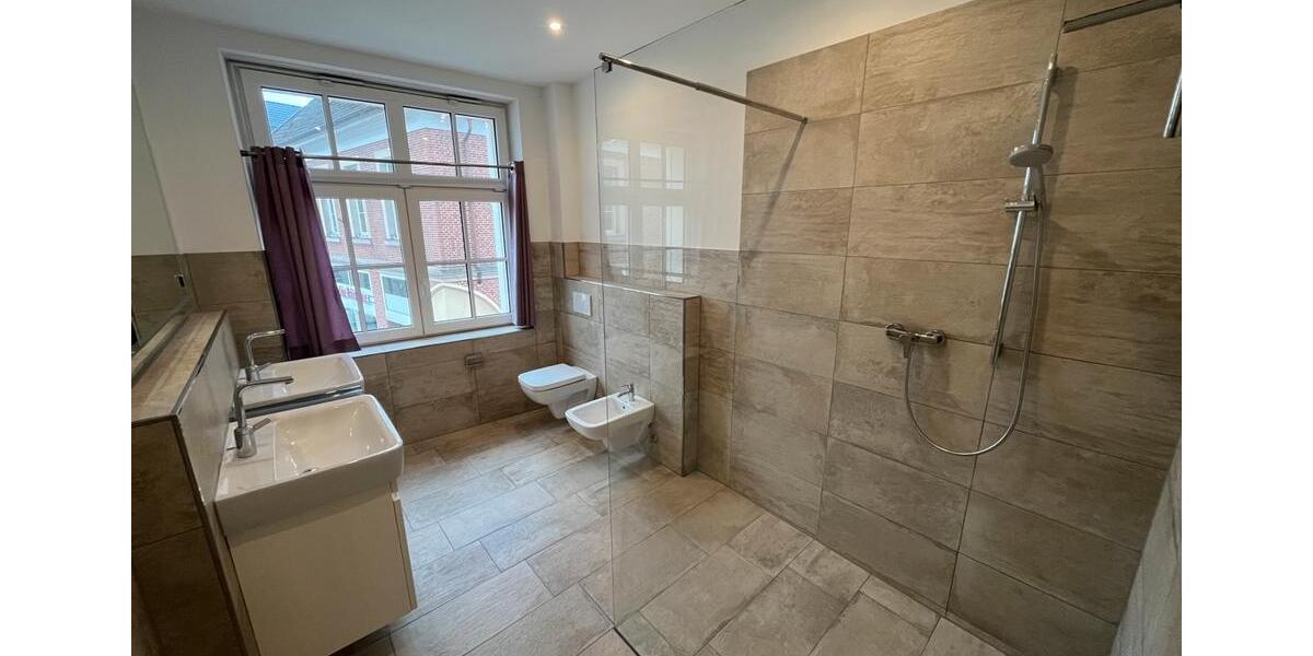 Etagenwohnung Rheine - 3 Zimmer, 148 m&sup2;, 1.360&euro; | Angebot:25232141