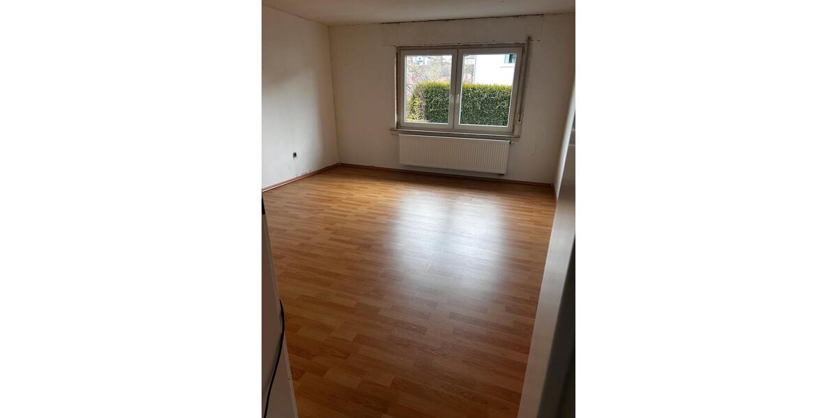 Erdgeschoßwohnung Wilnsdorf - 2 Zimmer, 70 m&sup2;, 700&euro; | Angebot:25170752
