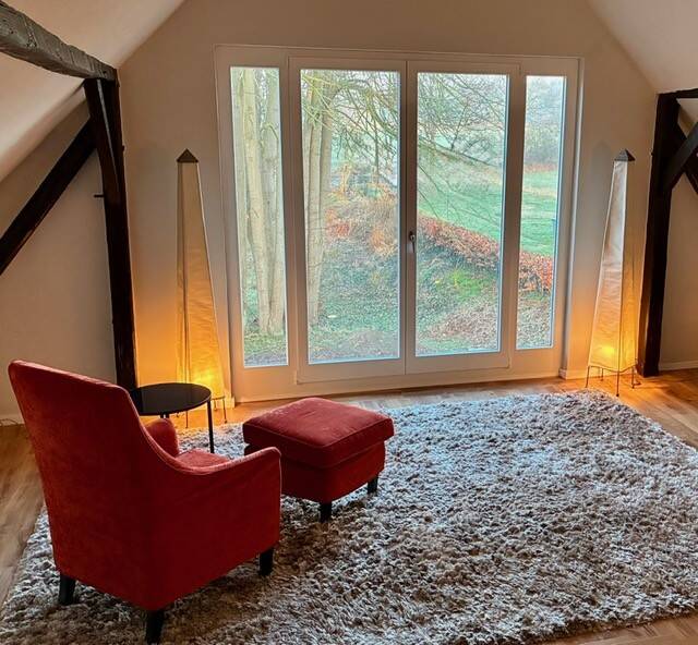 Einfamilienhaus Besdorf - 4 Zimmer, 160 m&sup2;, 2.200&euro; | Angebot:26017214