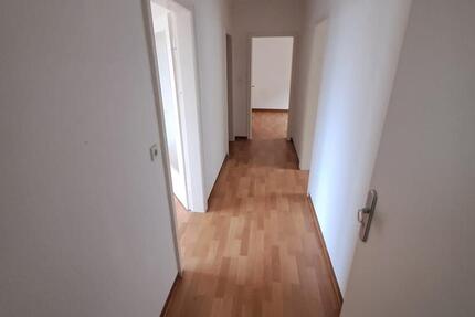 Helle 3-Zimmer-Wohnung mit Balkon in Enger 3 zimmer