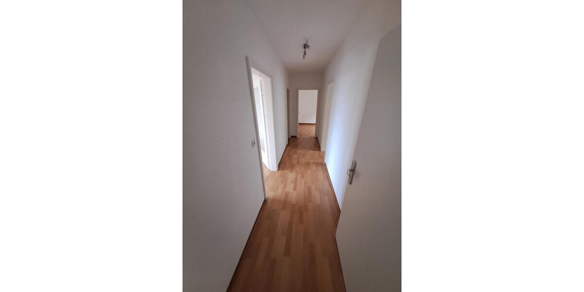 Helle 3-Zimmer-Wohnung mit Balkon in Enger 3 zimmer